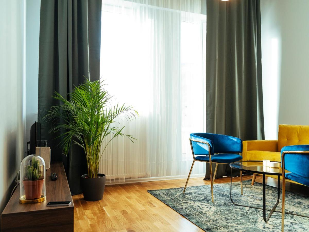 בוקרשט Beautiful Apartment - Top Location - Amazing Balcony מראה חיצוני תמונה