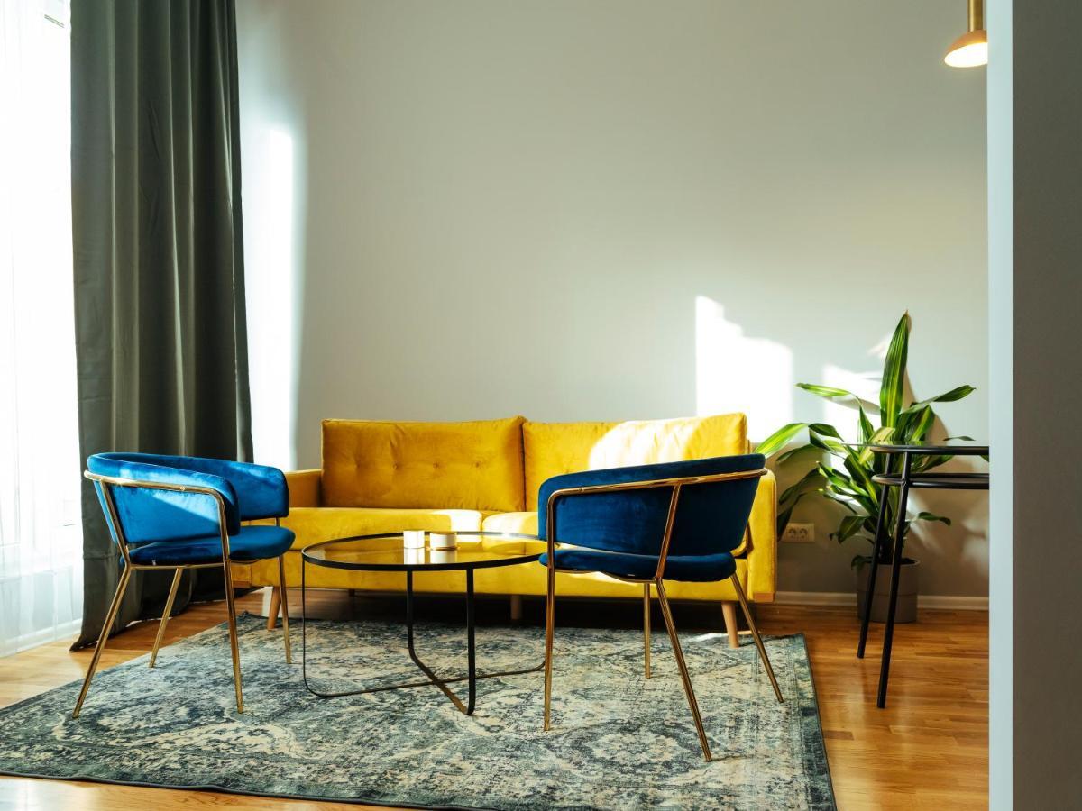 בוקרשט Beautiful Apartment - Top Location - Amazing Balcony מראה חיצוני תמונה