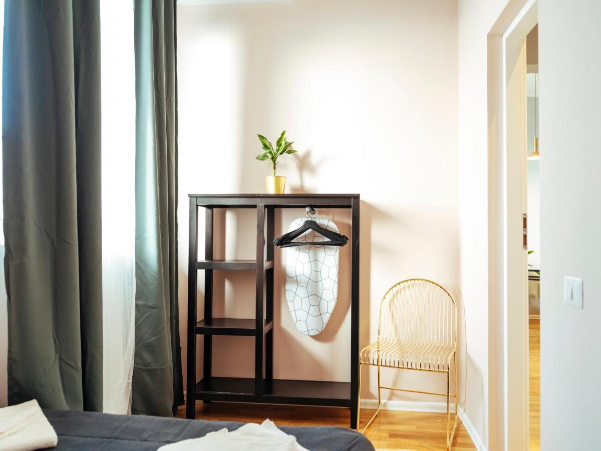 בוקרשט Beautiful Apartment - Top Location - Amazing Balcony מראה חיצוני תמונה