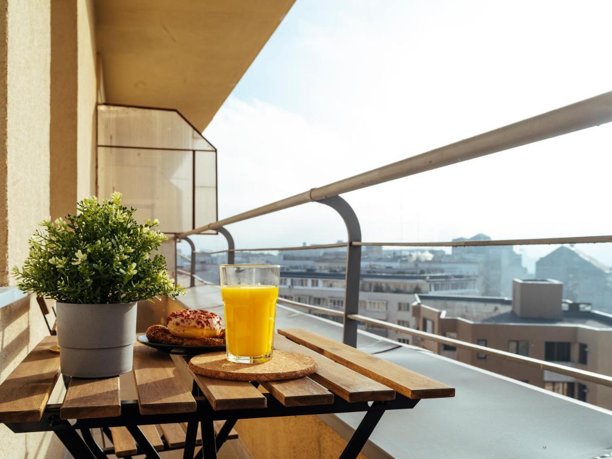 בוקרשט Beautiful Apartment - Top Location - Amazing Balcony מראה חיצוני תמונה