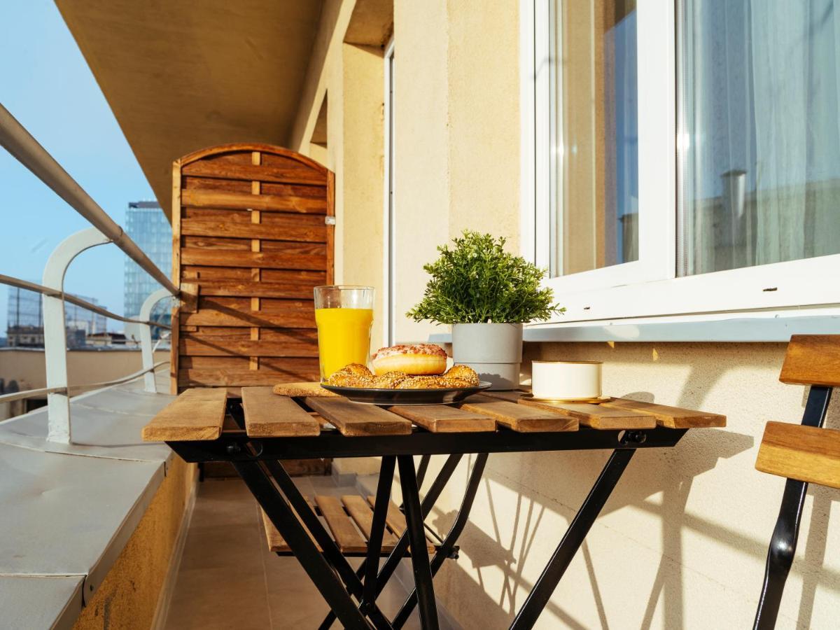 בוקרשט Beautiful Apartment - Top Location - Amazing Balcony מראה חיצוני תמונה