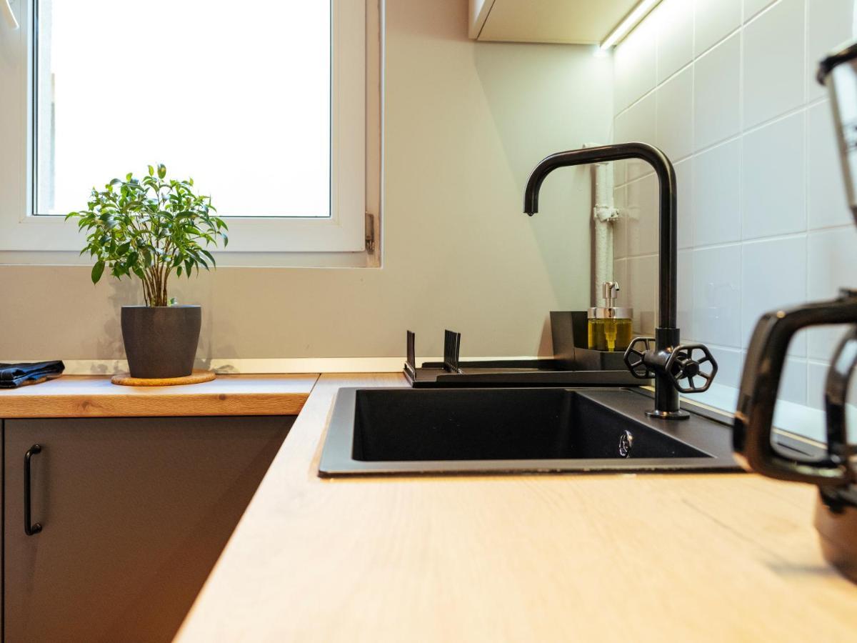 בוקרשט Beautiful Apartment - Top Location - Amazing Balcony מראה חיצוני תמונה